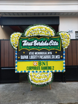 Papan Bunga Duka di Ngadisepi