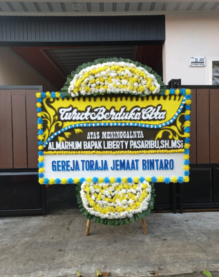 Papan Bunga Duka di Ngadisepi