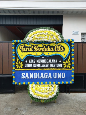 Papan Bunga Duka di Ngadisepi