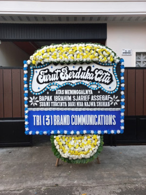 Papan Bunga Duka di Ngadisepi